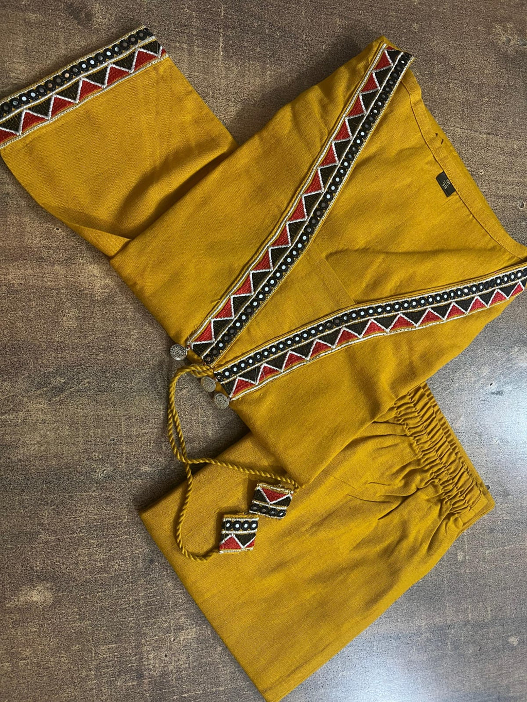 Elysian Embroidered Cotton Flex Kurti Plazo Set