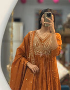 Zariya Luxe Anarkali Kurta Set